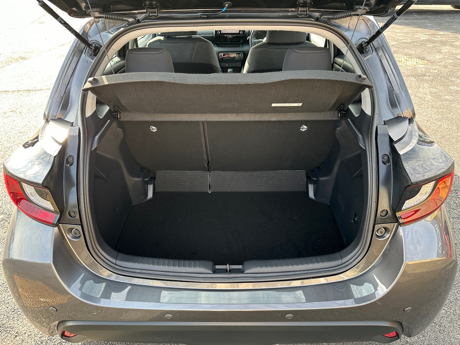 Used Mazda Mazda2 HYBRID 2023 for sale - 77971672: Photo 20