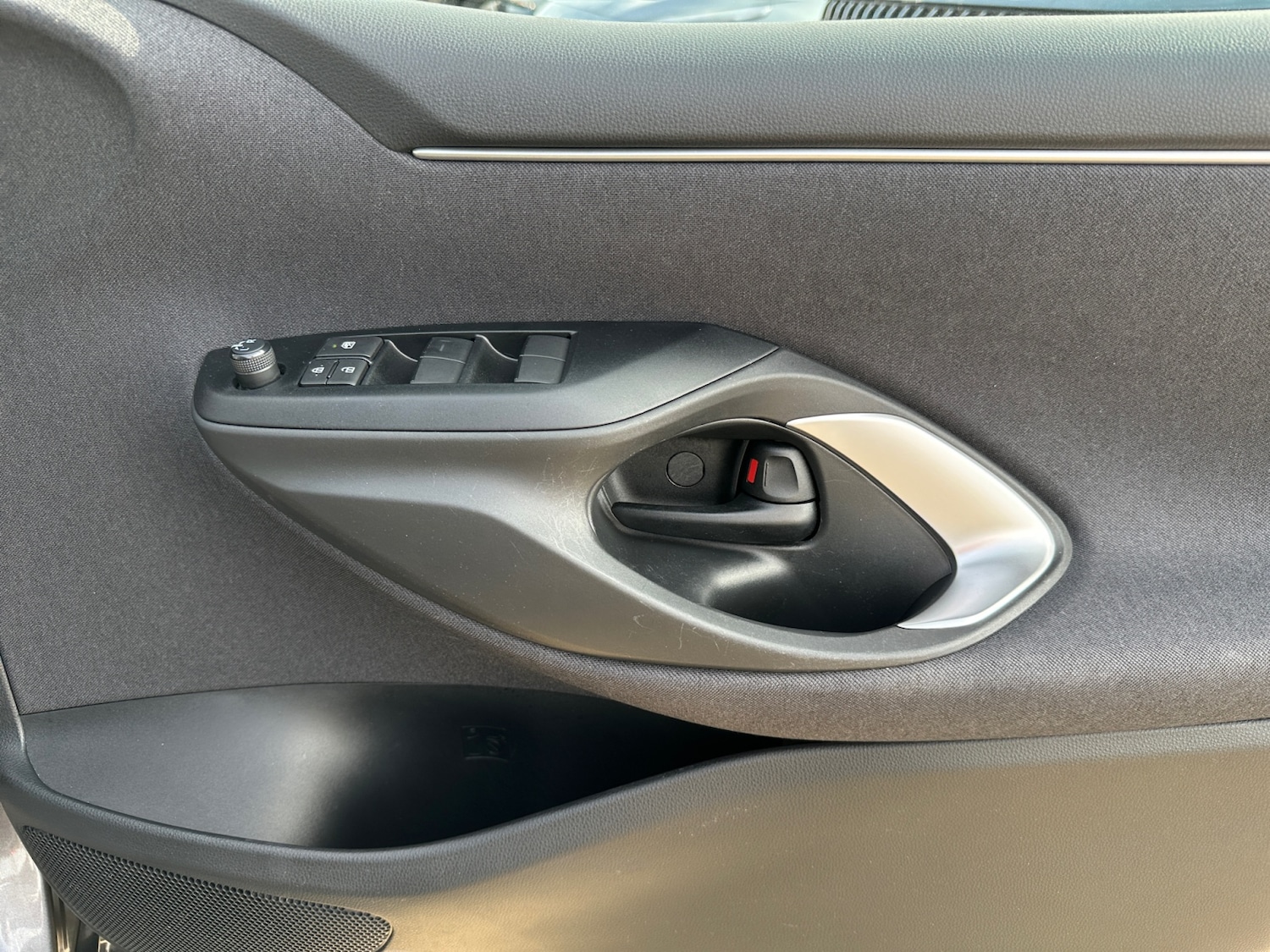 Used Mazda Mazda2 HYBRID 2023 for sale - 77971672: Photo 27