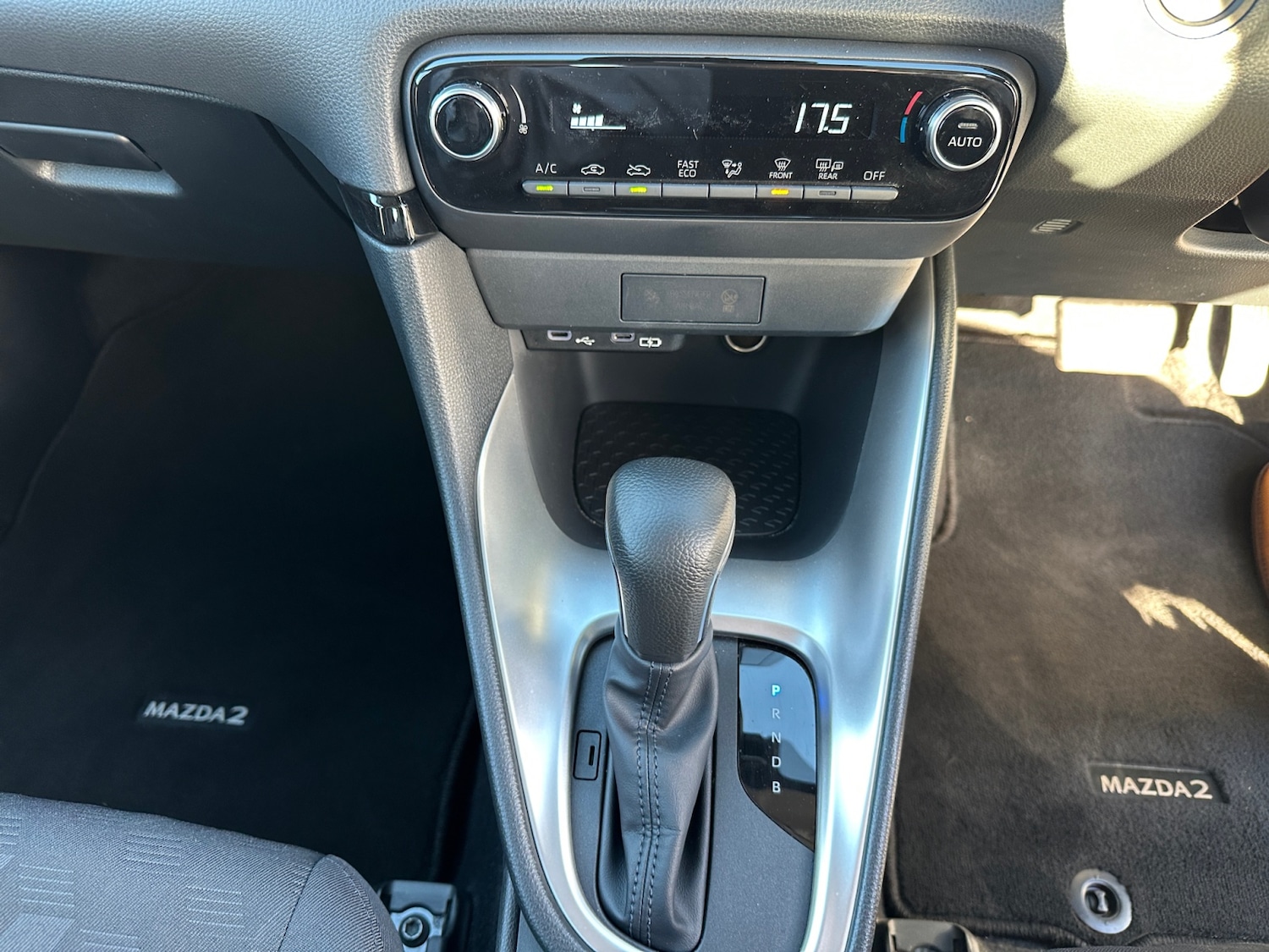 Used Mazda Mazda2 HYBRID 2025 for sale - 76533856: Photo 7