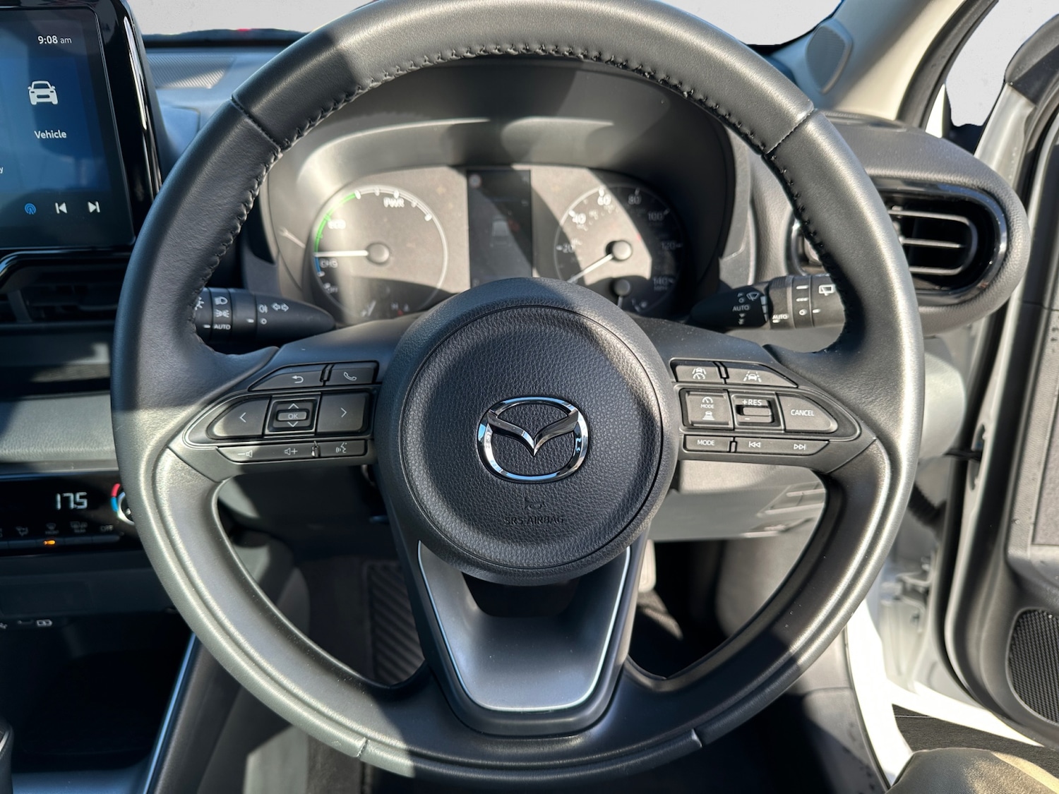 Used Mazda Mazda2 HYBRID 2025 for sale - 76533856: Photo 9