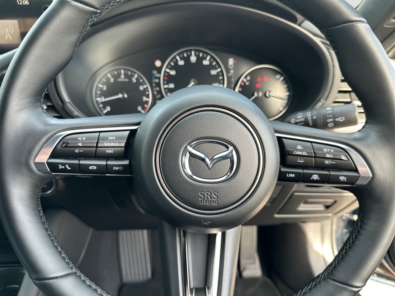 Used Mazda Mazda3 2024 for sale - 76533875: Photo 9