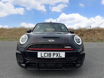 Used MINI Convertible 2018 for sale - 79706307: Photo