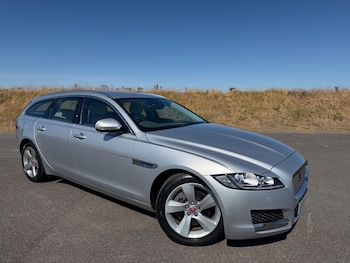 Used Jaguar XF 2019 for sale - 79448490: Photo