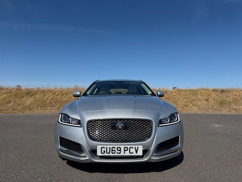 Used Jaguar XF 2019 for sale - 79448490: Photo