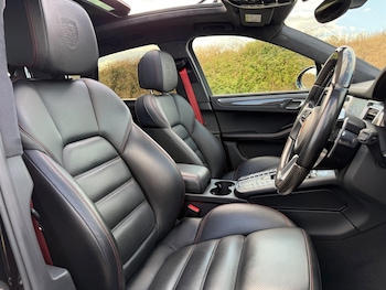 Used Porsche Macan 2016 for sale - 79363846: Photo