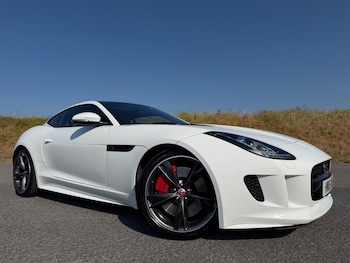 Used Jaguar F-Type 2015 for sale - 79344245: Photo