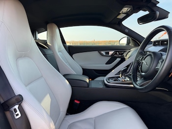 Used Jaguar F-Type 2014 for sale - 79498892: Photo