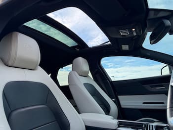 Used Jaguar XF 2017 for sale - 79681645: Photo