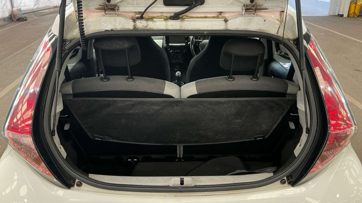Used Toyota AYGO 2017 for sale - 76082858: Photo 7