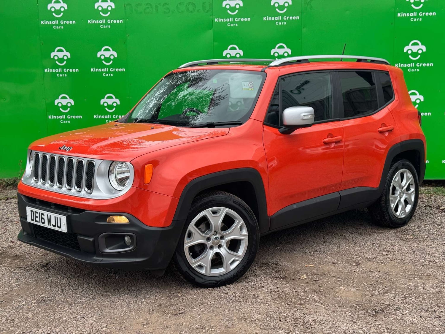 Used Jeep Renegade 2016 for sale - 76533584: Photo 2