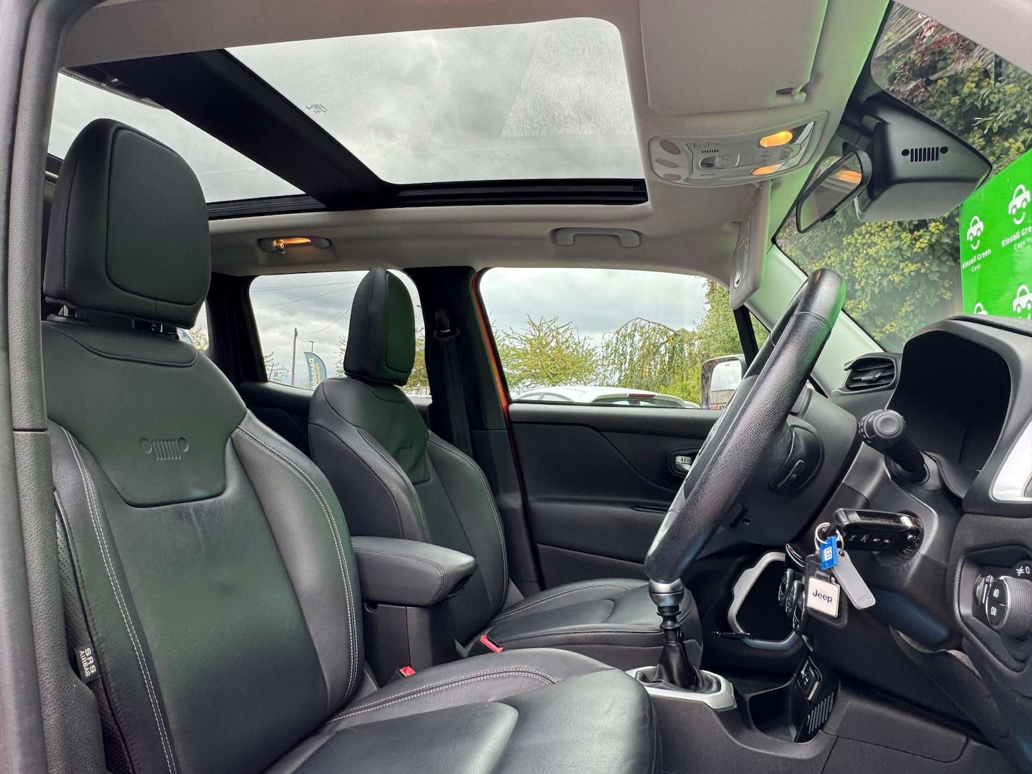 Used Jeep Renegade 2016 for sale - 76533584: Photo 24