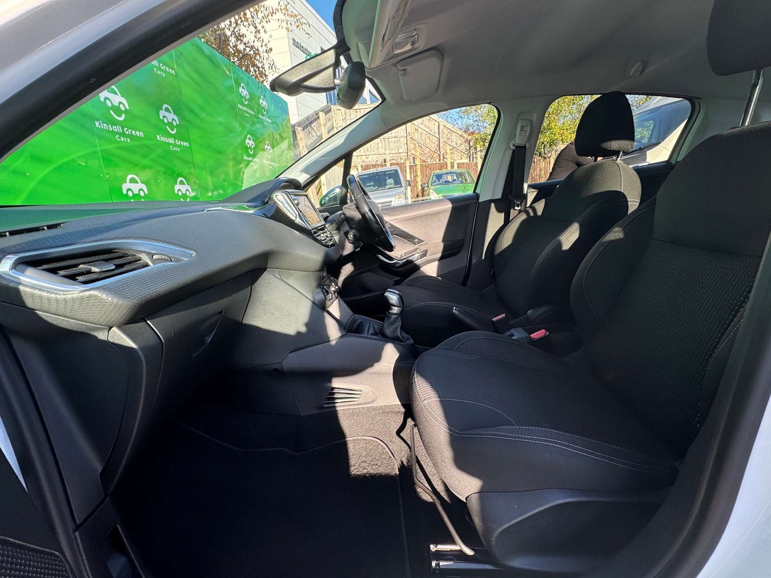 Used Peugeot 208 2017 for sale - 76959849: Photo 34