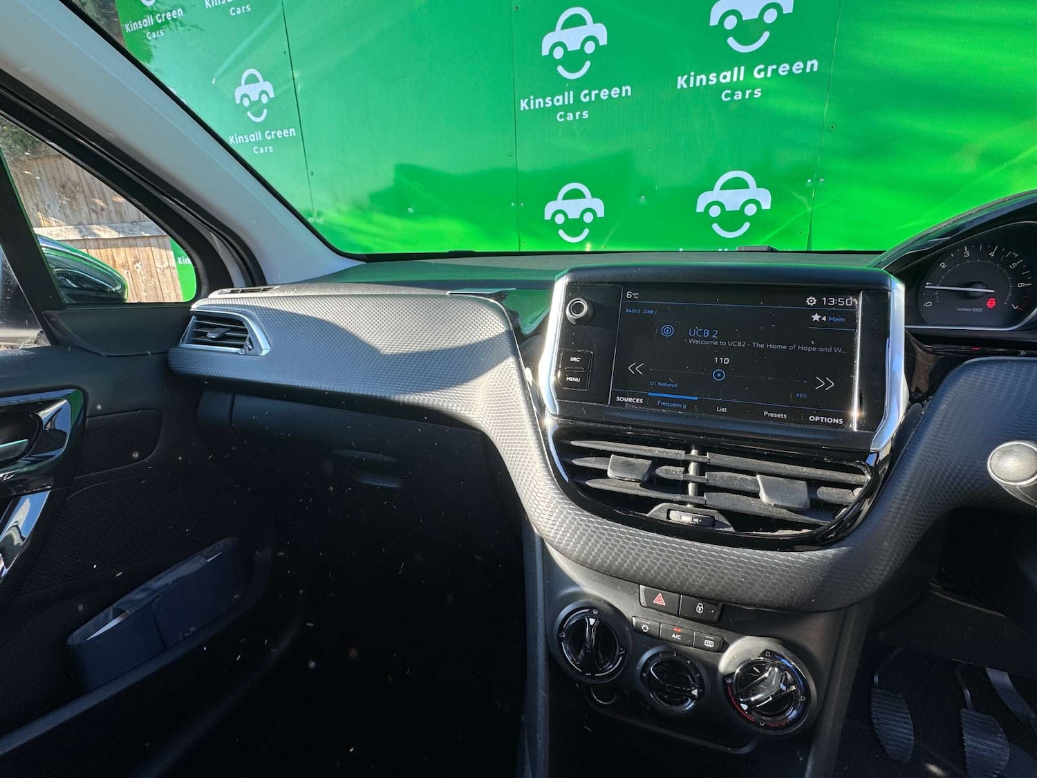 Used Peugeot 208 2017 for sale - 76959849: Photo 40