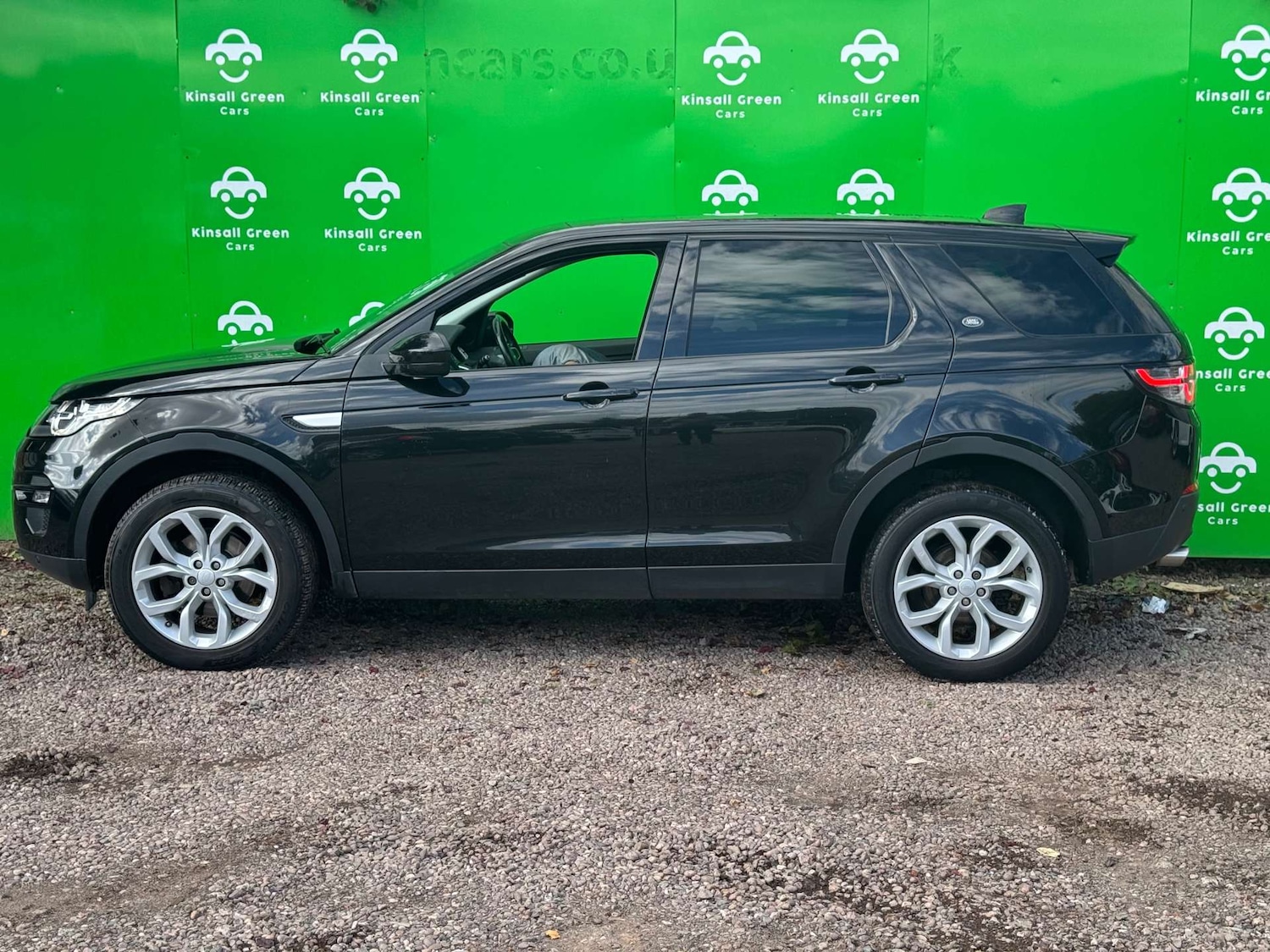 Used Land Rover Discovery Sport 2017 for sale - 75908273: Photo 12