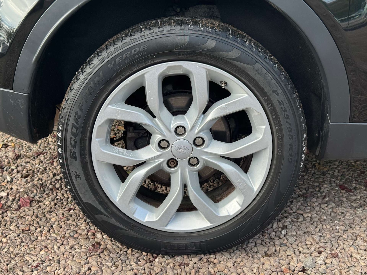 Used Land Rover Discovery Sport 2017 for sale - 75908273: Photo 17