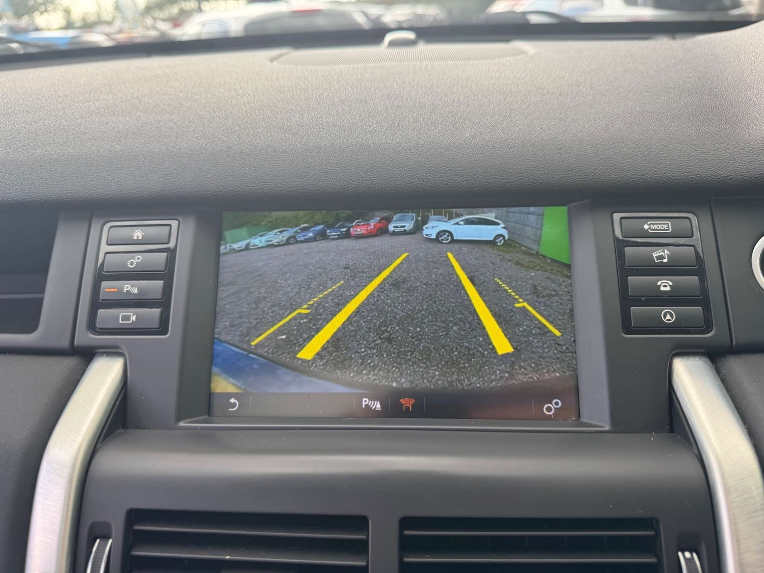 Used Land Rover Discovery Sport 2017 for sale - 75908273: Photo 30