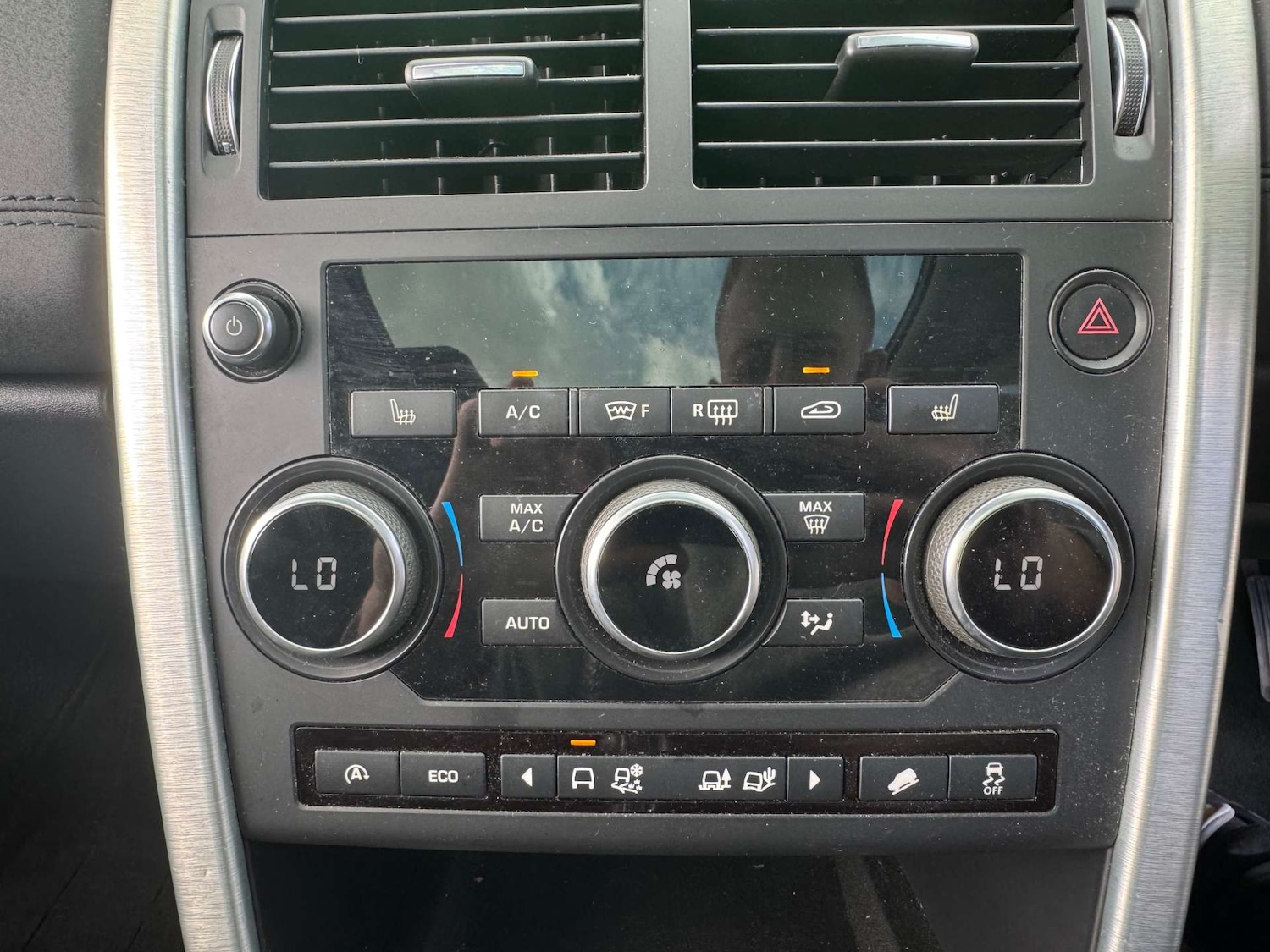 Used Land Rover Discovery Sport 2017 for sale - 75908273: Photo 37