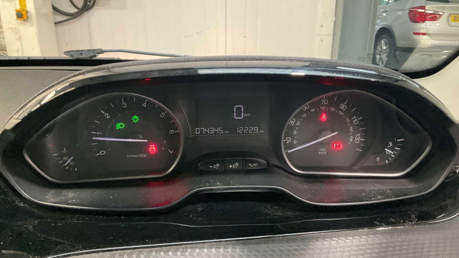 Used Peugeot 208 2017 for sale - 76669267: Photo 11