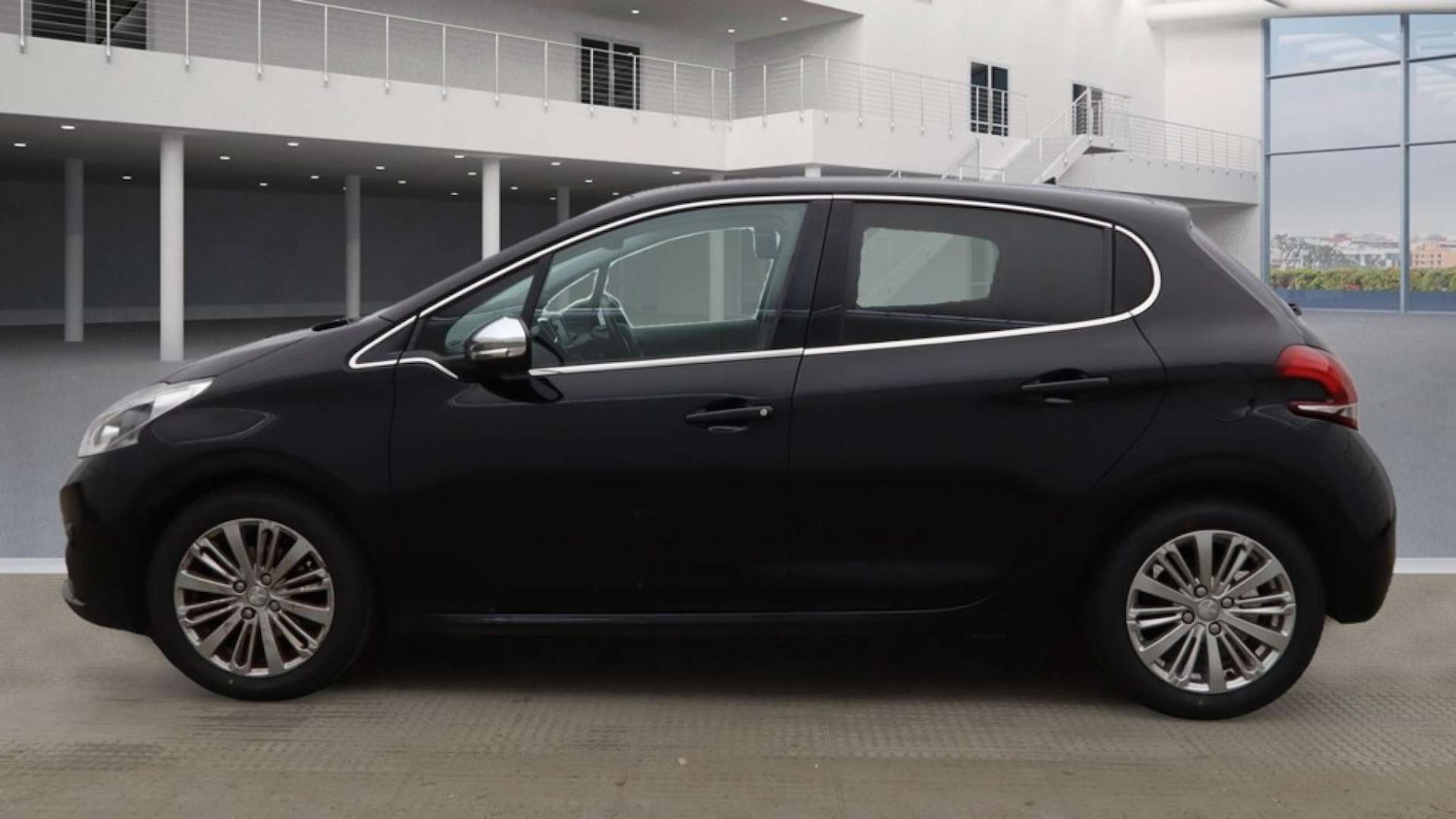 Used Peugeot 208 2017 for sale - 76669267: Photo 6