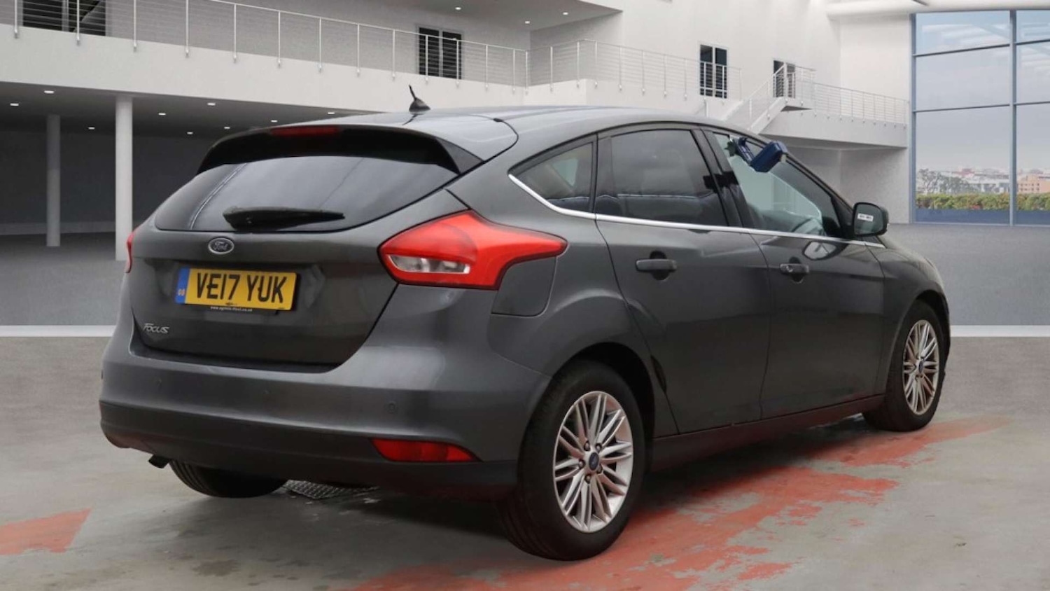 Used Ford Focus 2017 for sale - 76544319: Photo 4