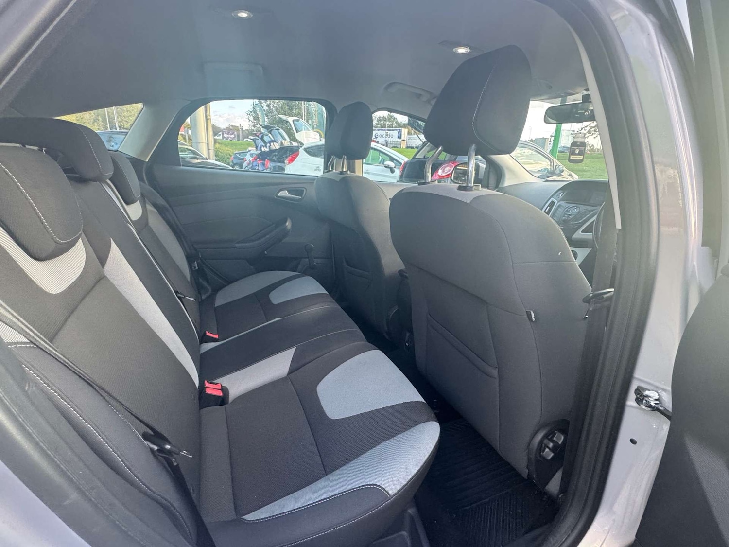 Used Ford Focus 2011 for sale - 76382750: Photo 10