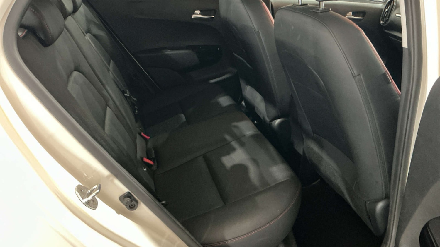 Used Kia Picanto 2017 for sale - 76611181: Photo 8