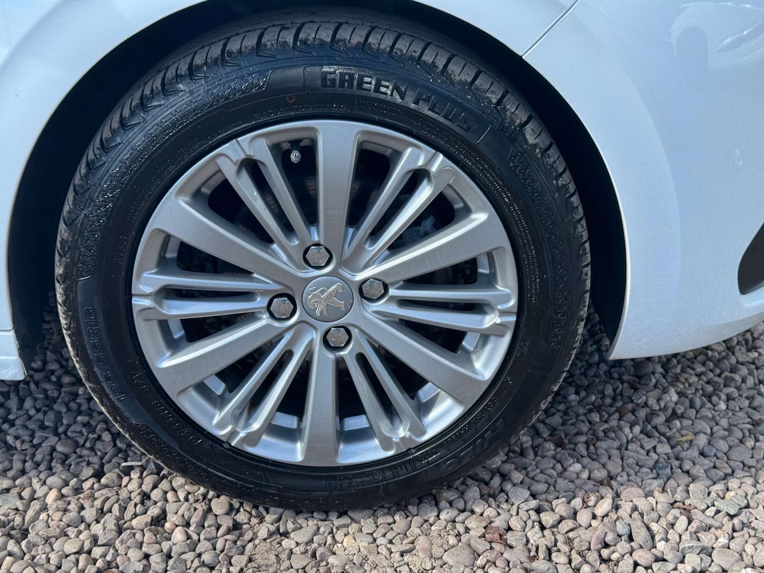 Used Peugeot 208 2016 for sale - 75933679: Photo 25