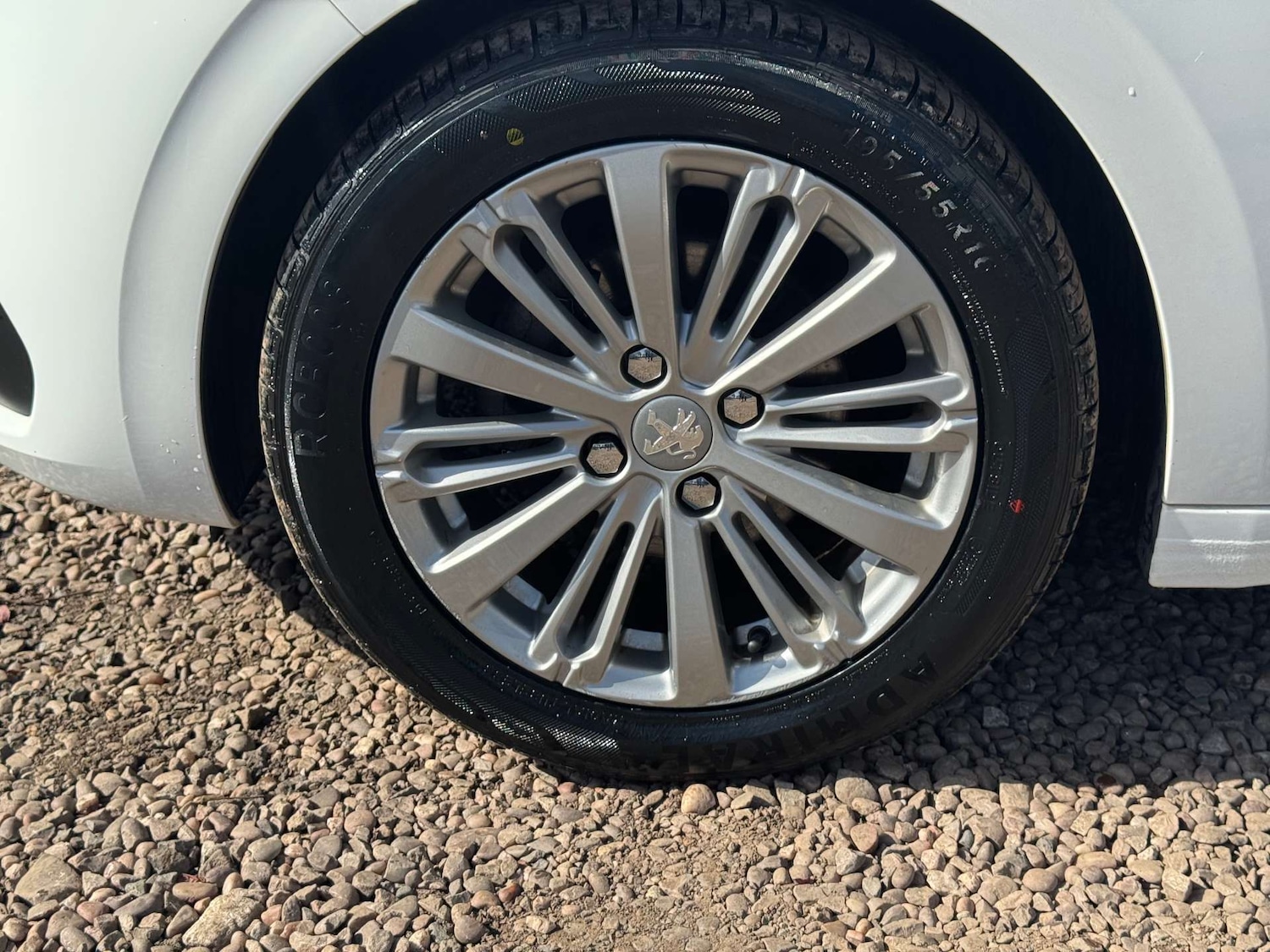 Used Peugeot 208 2016 for sale - 75933679: Photo 26