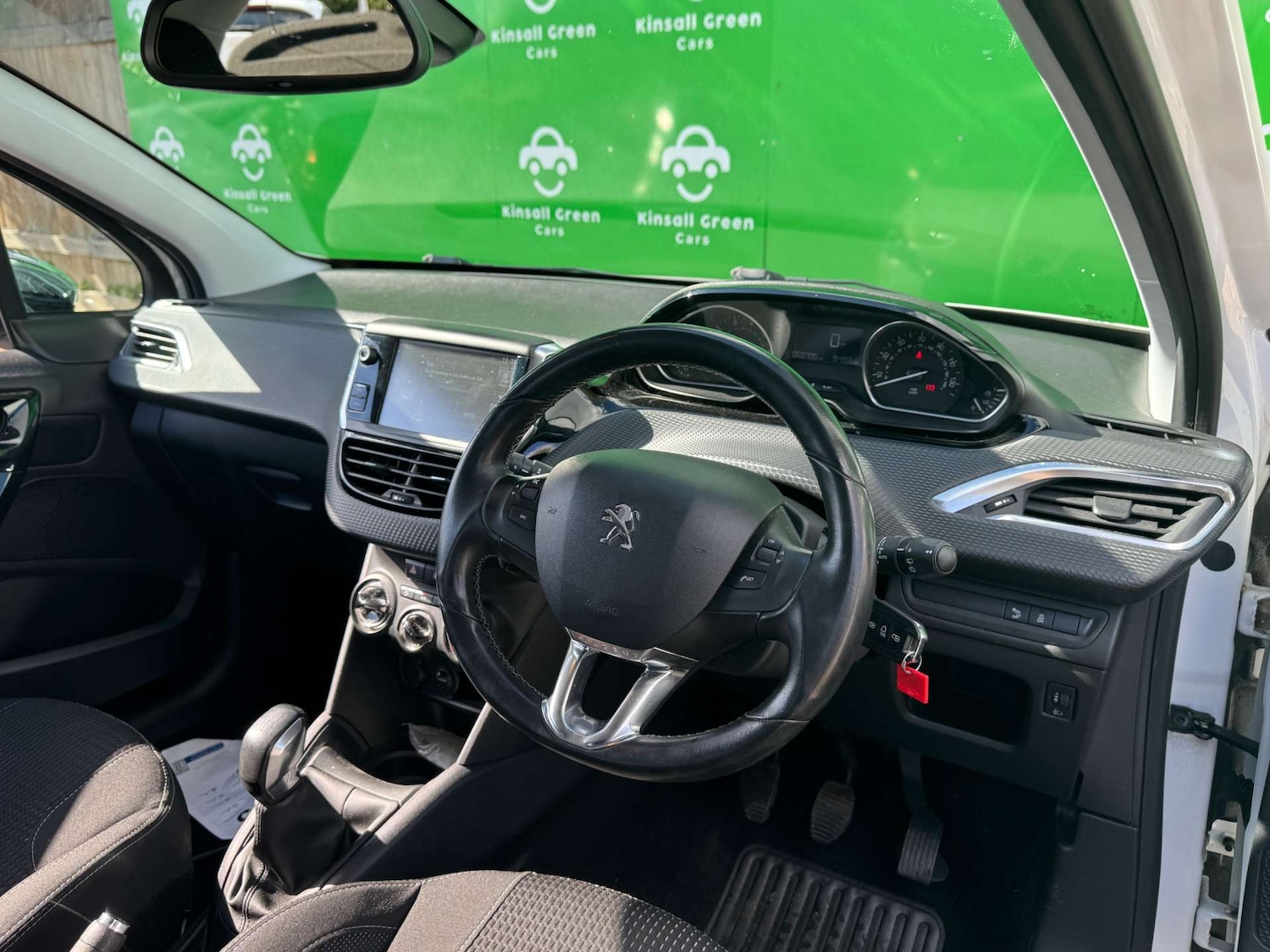 Used Peugeot 208 2016 for sale - 75933679: Photo 28