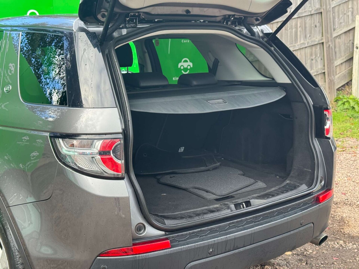 Used Land Rover Discovery Sport 2017 for sale - 76148247: Photo 19