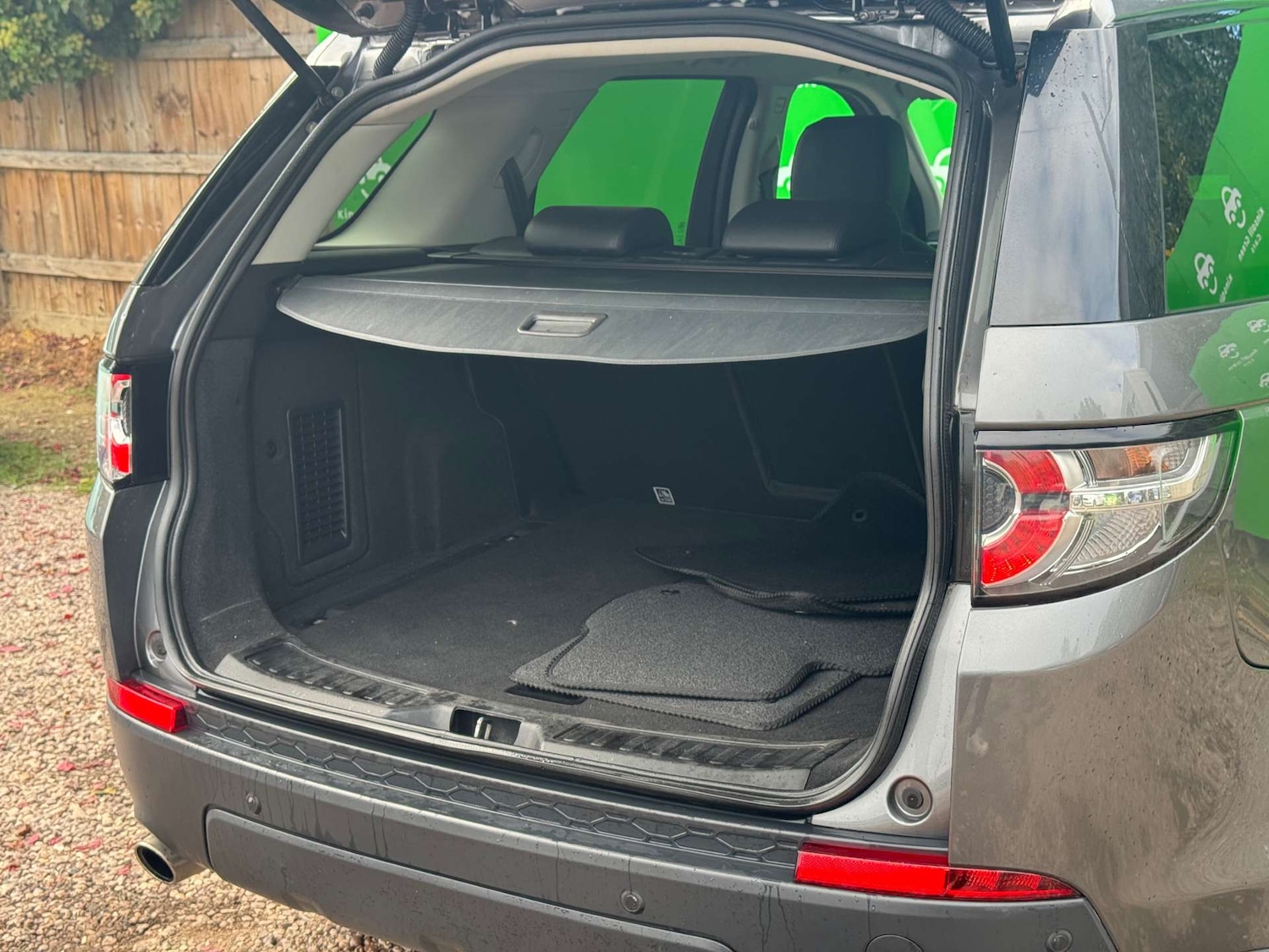 Used Land Rover Discovery Sport 2017 for sale - 76148247: Photo 20