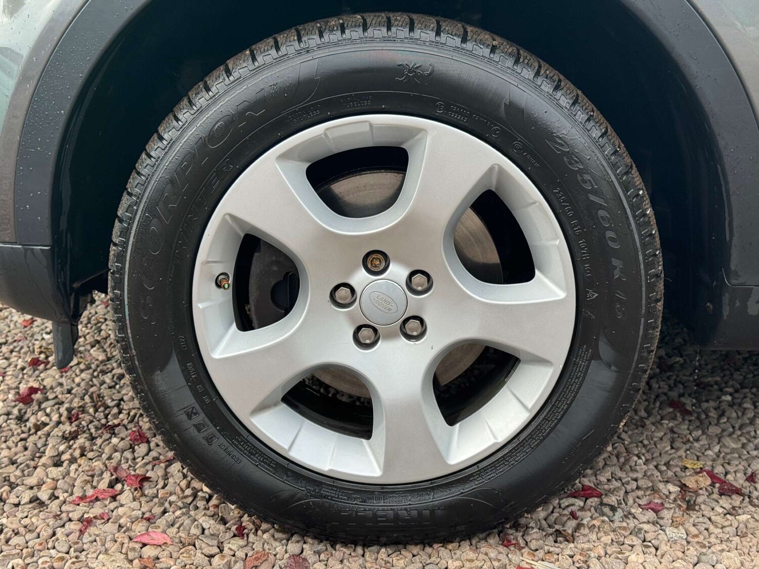 Used Land Rover Discovery Sport 2017 for sale - 76148247: Photo 22