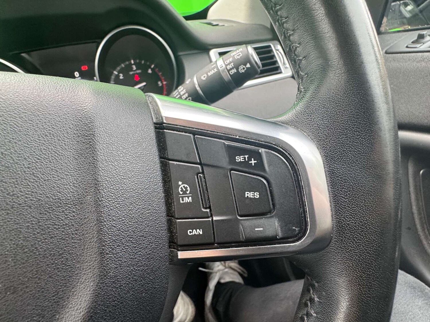 Used Land Rover Discovery Sport 2017 for sale - 76148247: Photo 43