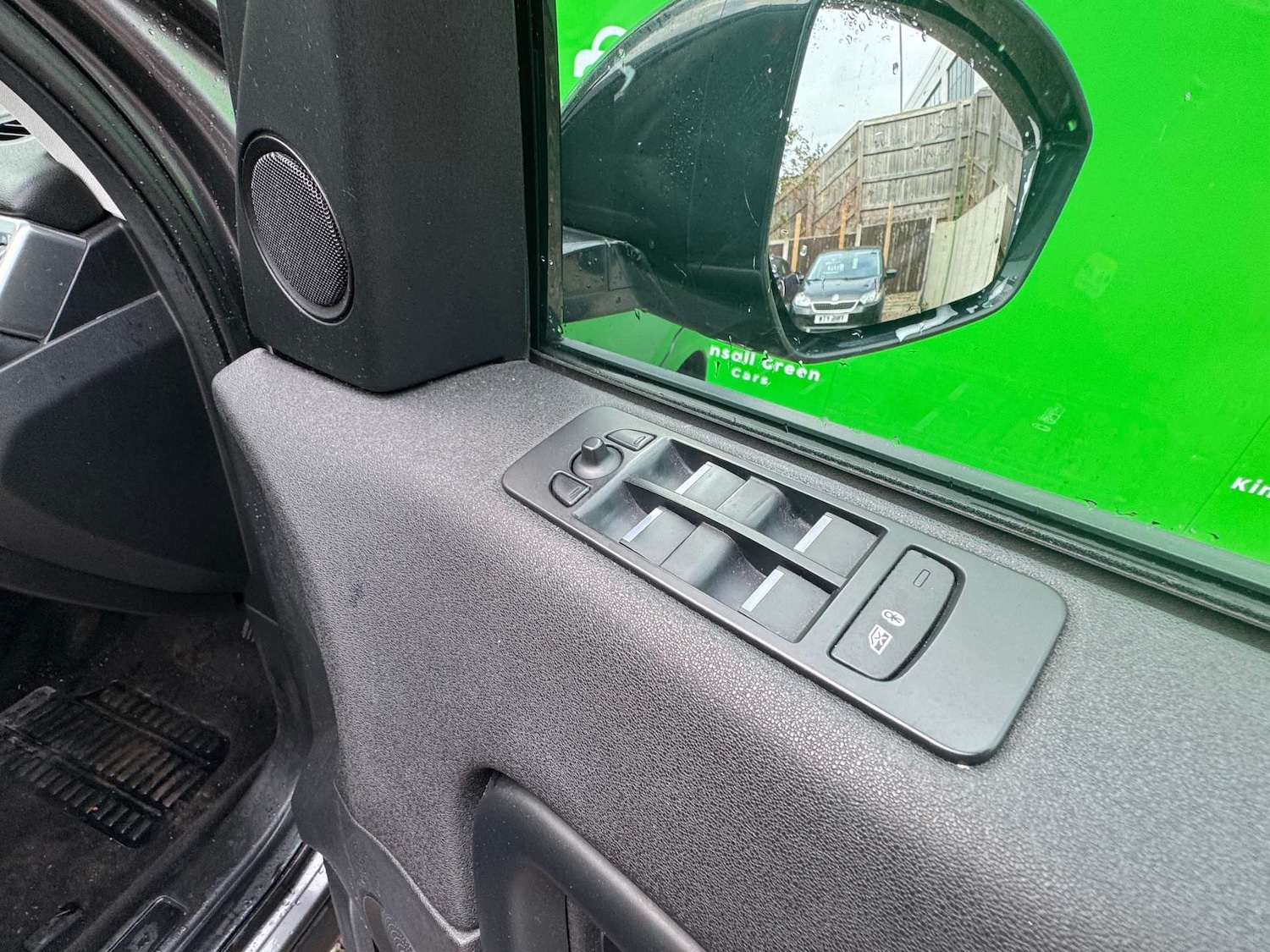 Used Land Rover Discovery Sport 2017 for sale - 76148247: Photo 50