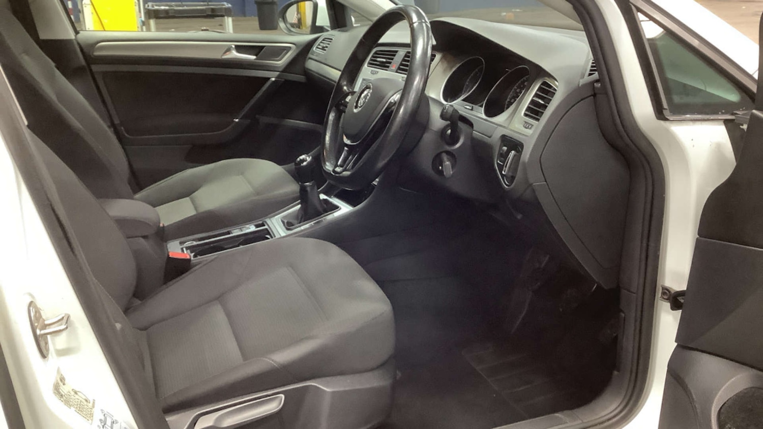 Used Volkswagen Golf 2016 for sale - 76642912: Photo 10