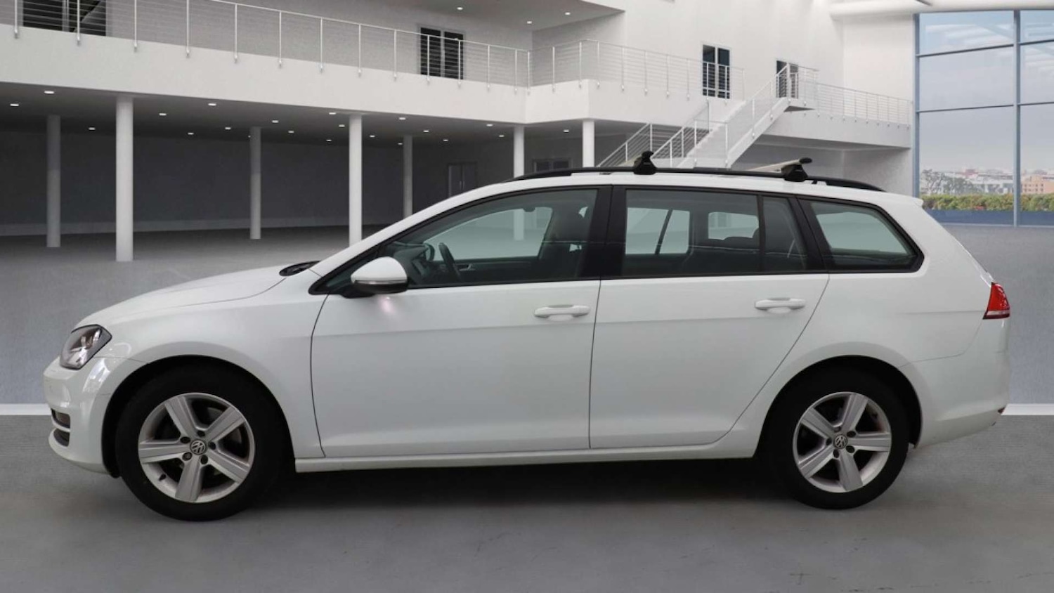 Used Volkswagen Golf 2016 for sale - 76642912: Photo 6