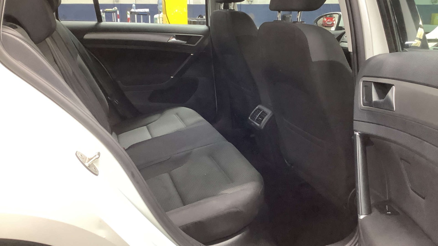 Used Volkswagen Golf 2016 for sale - 76642912: Photo 8