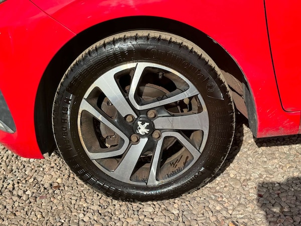 Used Peugeot 108 2016 for sale - 75744908: Photo 17
