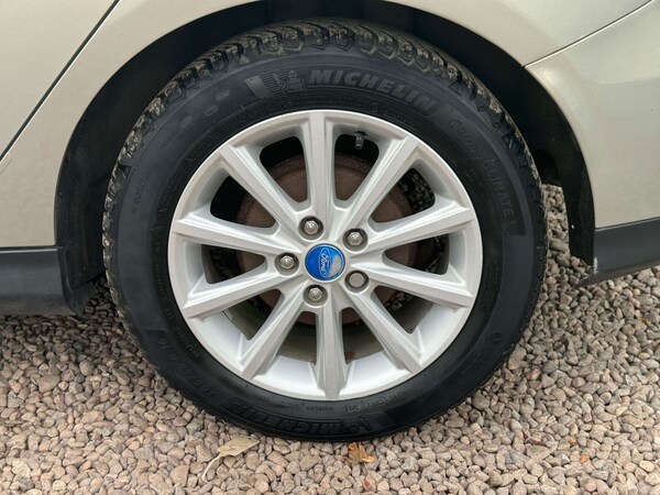 Used Ford Focus 2015 for sale - 75347693: Photo 15