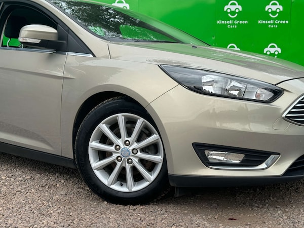 Used Ford Focus 2015 for sale - 75347693: Photo 3