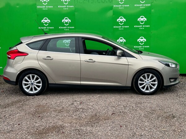 Used Ford Focus 2015 for sale - 75347693: Photo 9