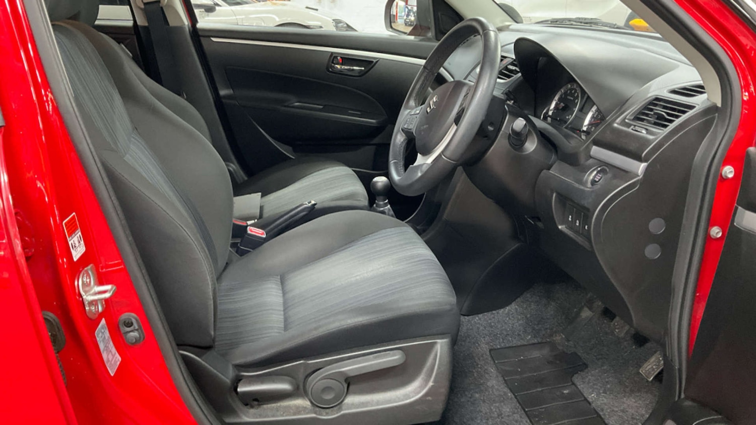 Used Suzuki Swift 2017 for sale - 77022494: Photo 10