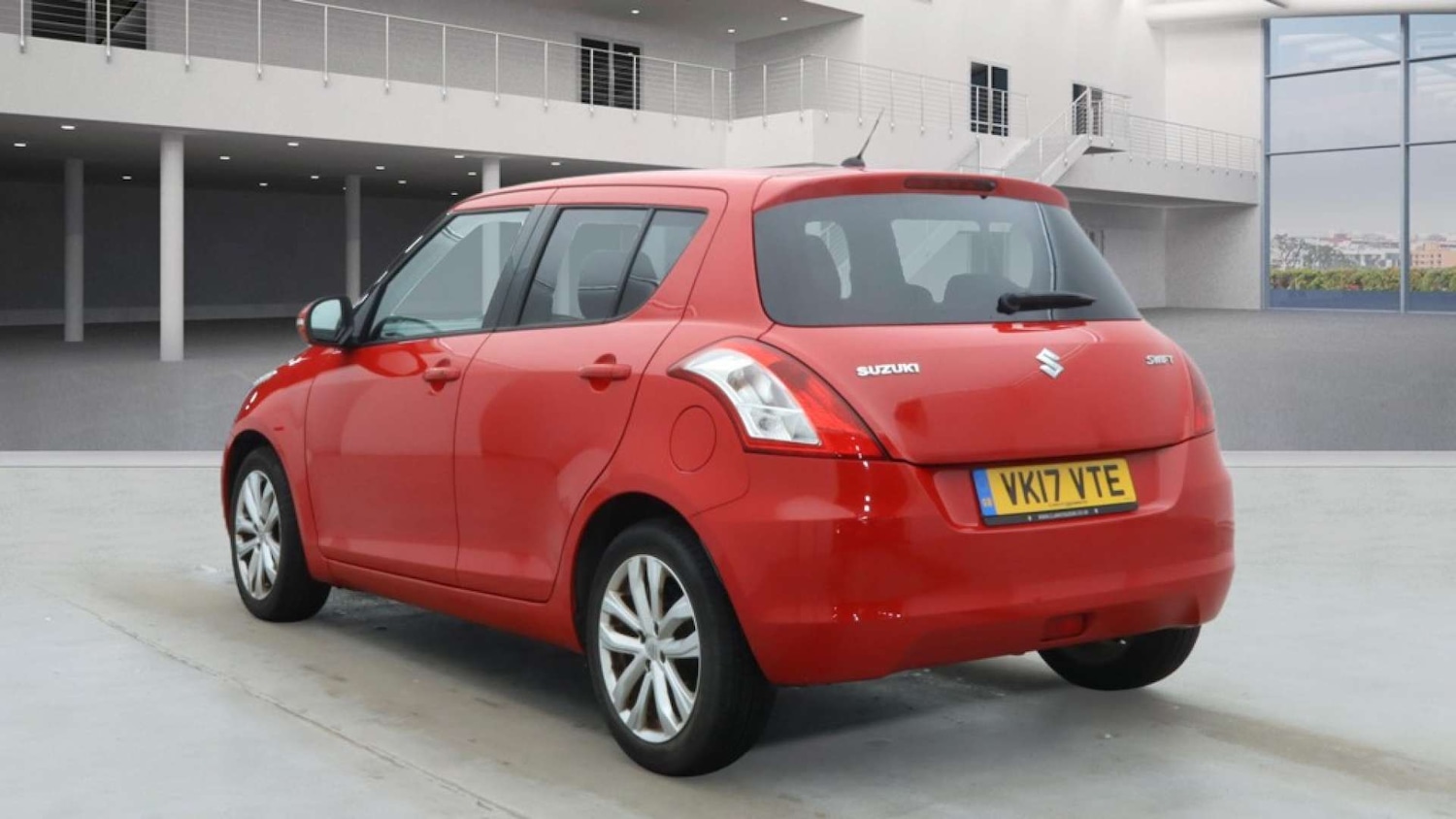 Used Suzuki Swift 2017 for sale - 77022494: Photo 3