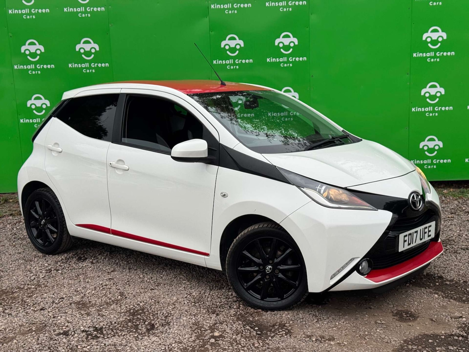 Used Toyota AYGO 2017 for sale - 76274227: Photo 1