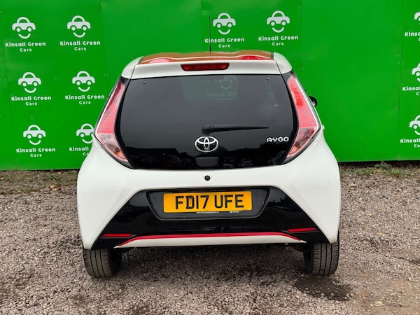 Used Toyota AYGO 2017 for sale - 76274227: Photo 11