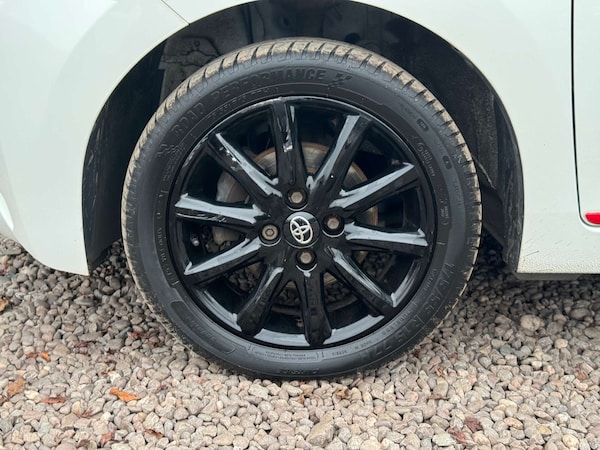 Used Toyota AYGO 2017 for sale - 76274227: Photo 16
