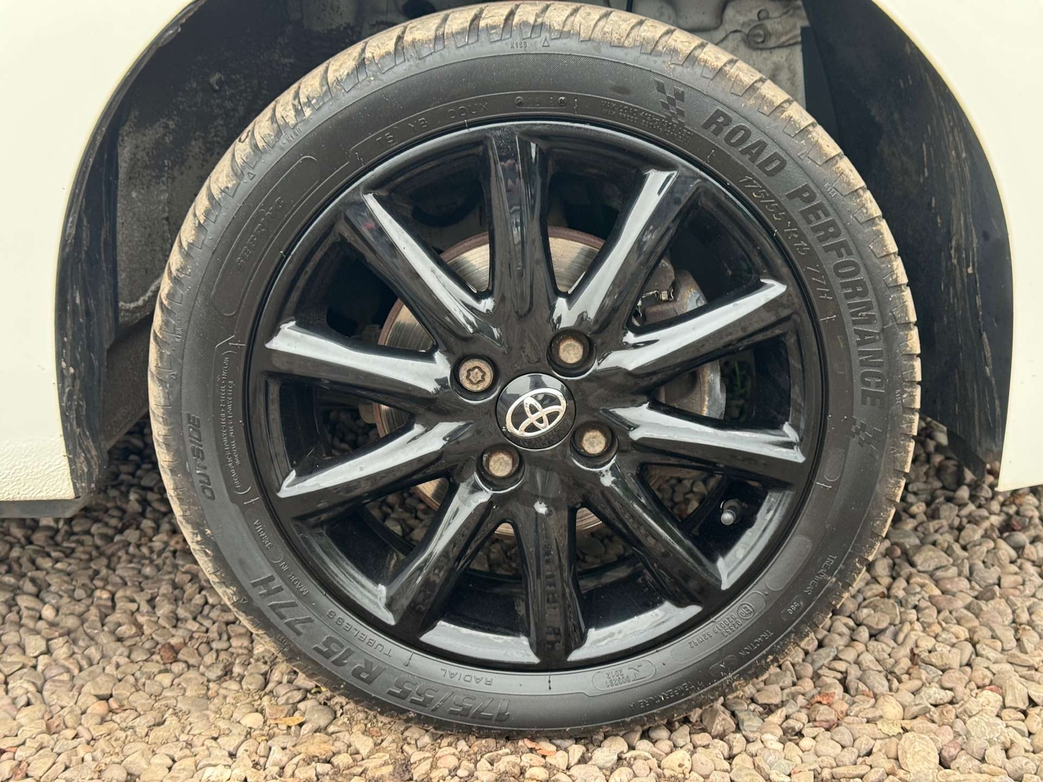 Used Toyota AYGO 2017 for sale - 76274227: Photo 17