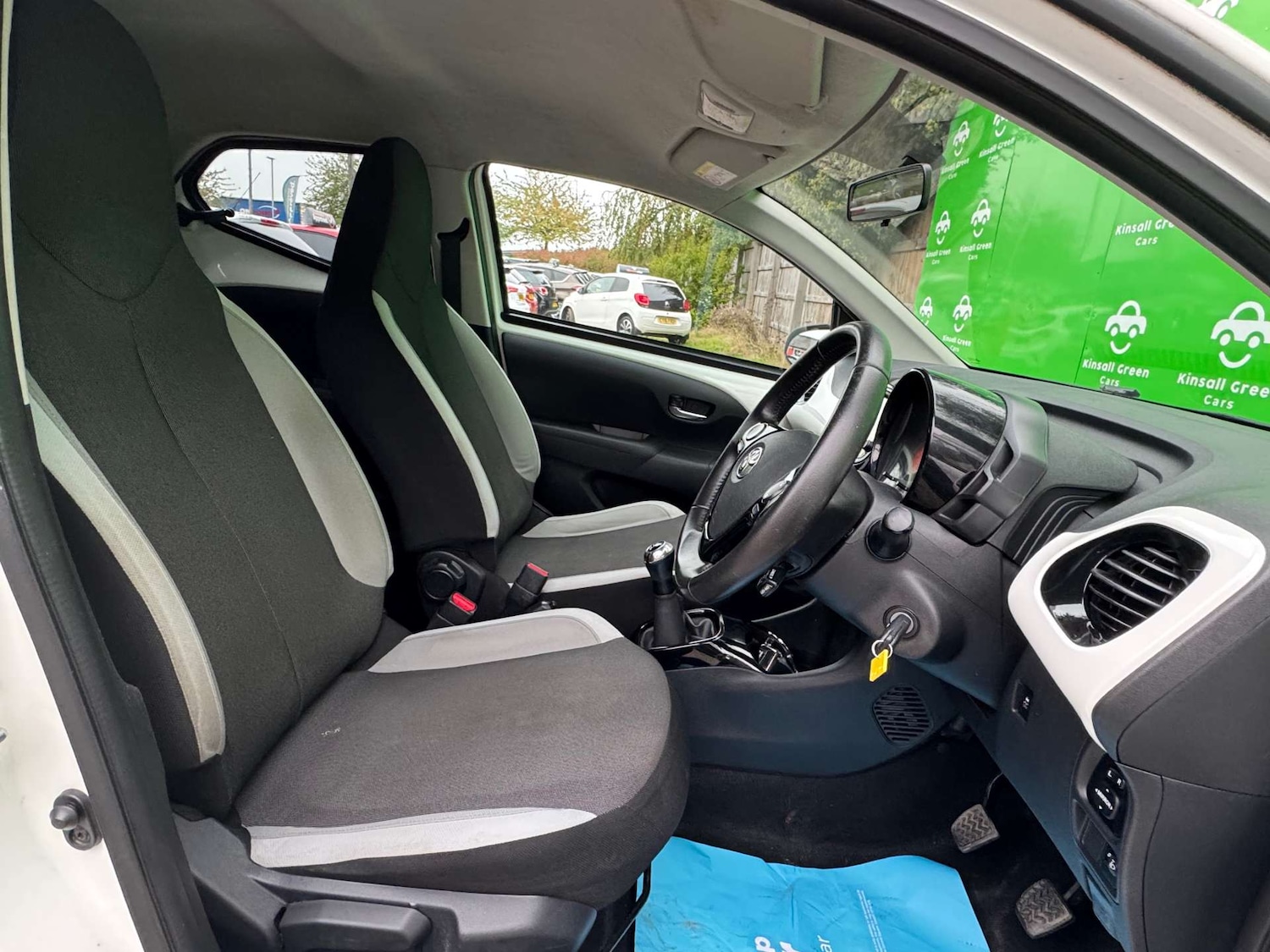 Used Toyota AYGO 2017 for sale - 76274227: Photo 22