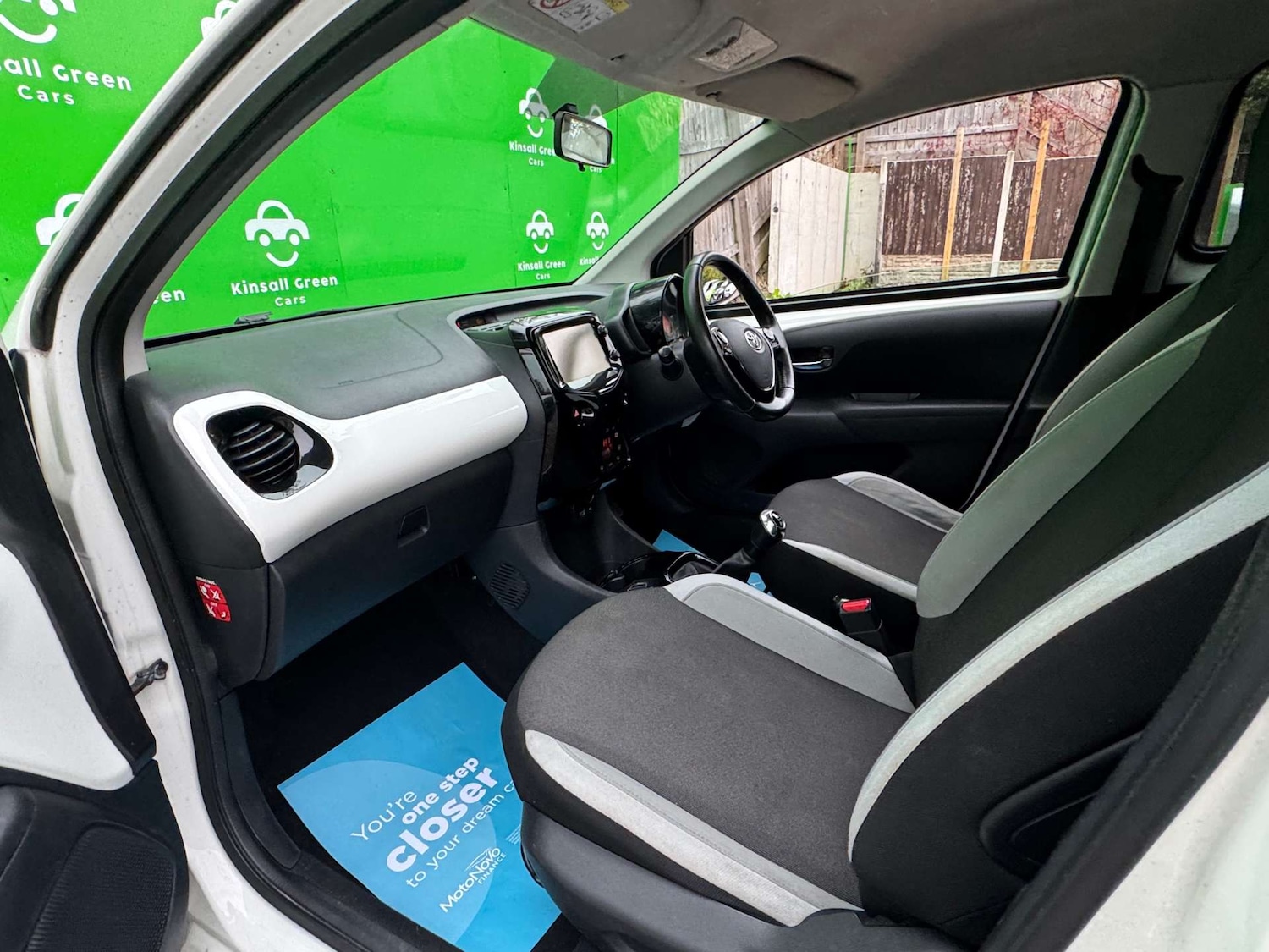 Used Toyota AYGO 2017 for sale - 76274227: Photo 27