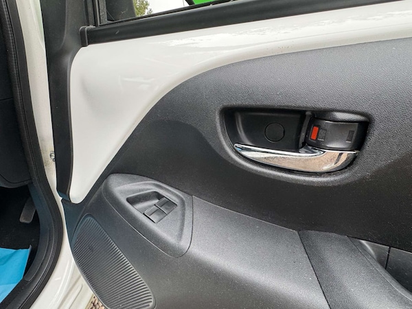 Used Toyota AYGO 2017 for sale - 76274227: Photo 37